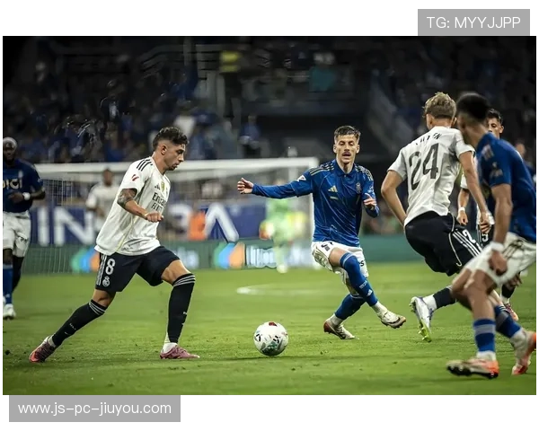 西甲激烈对决:皇马凭借绝杀战胜巴萨,争冠局势变得扑朔迷离,西甲皇马对阵马竞直播 西甲激烈对决:皇马凭借绝杀战胜巴萨,争冠局势变得扑朔迷离,西甲皇马对阵马竞直播