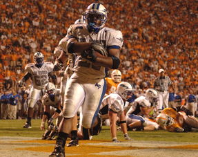 九游体育官网-中国足球国家队体能训练方法引进国际先进理念，国足的体能